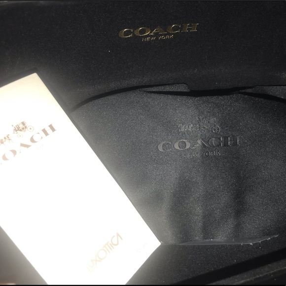 FINAL PRICE!! Authentic coach sunglasses worn 2x - Picture 2 of 4